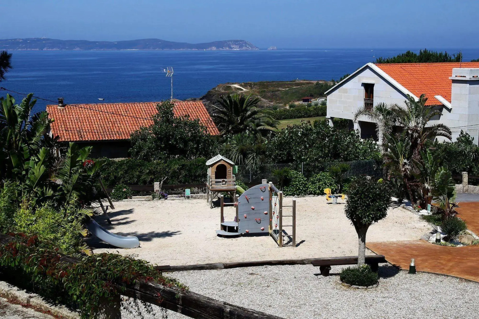 Apartamentos Coral Do Mar II