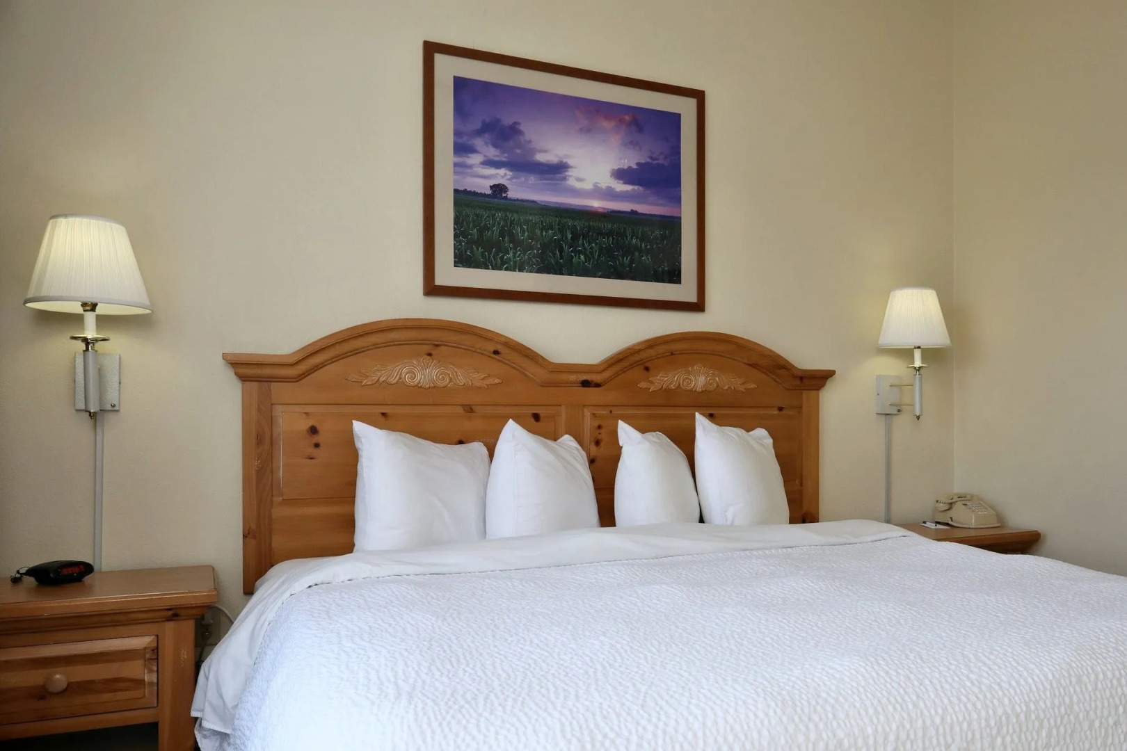 Lancaster Inn and Suites