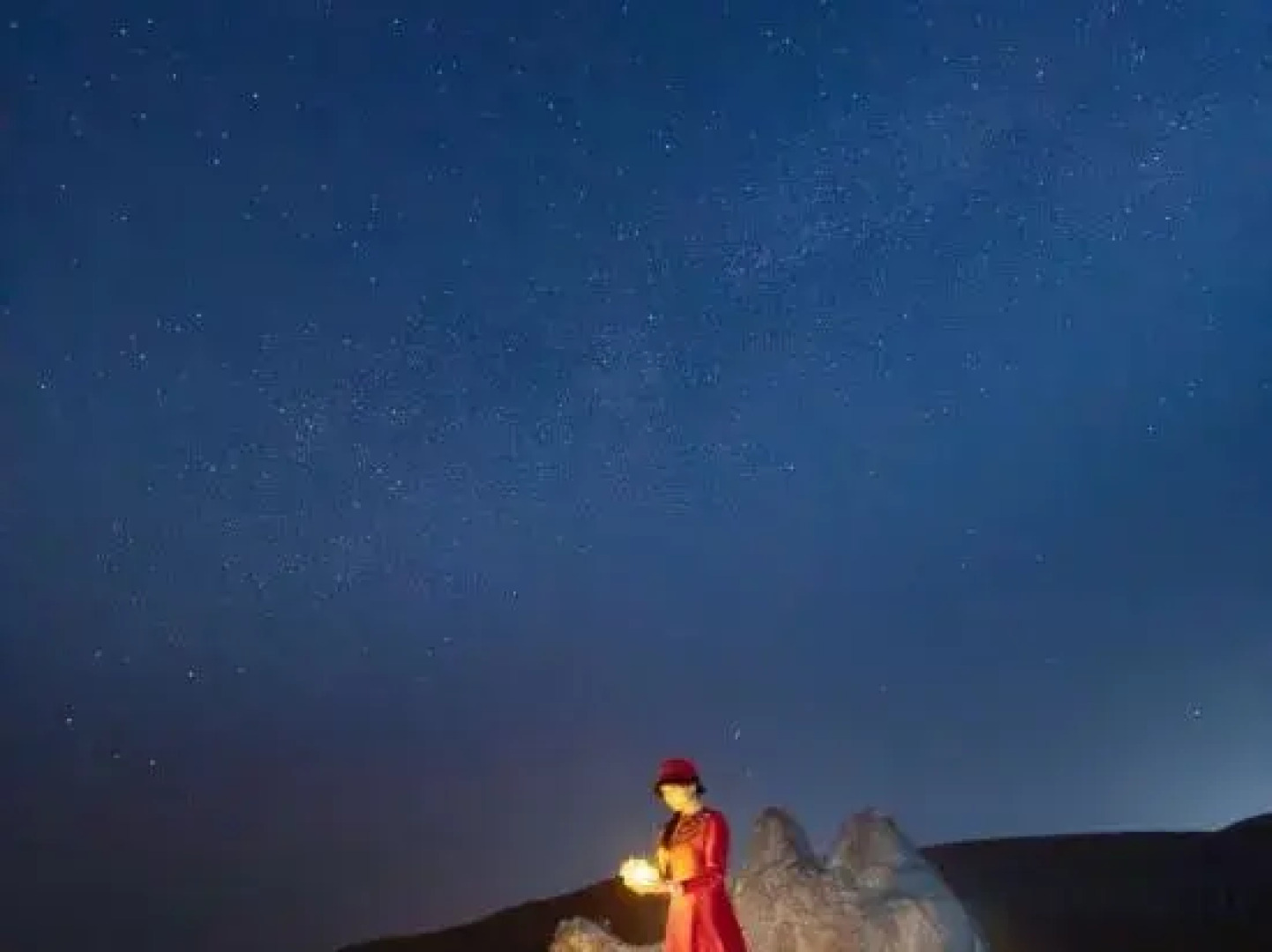 Zhongwei Daxing Night Desert Camp