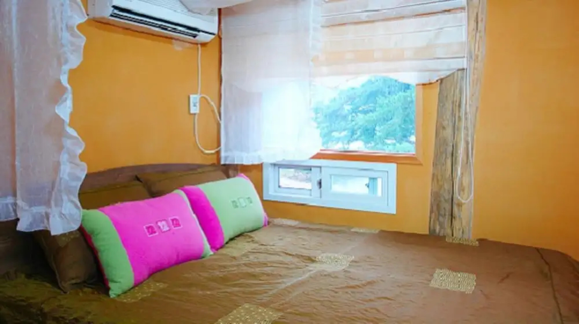 Muhari Red Roof Pension