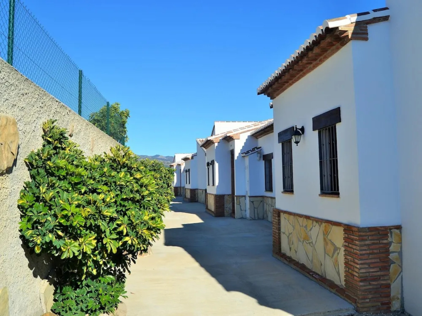 Modern Cottage in Viñuela With Swimming Pool