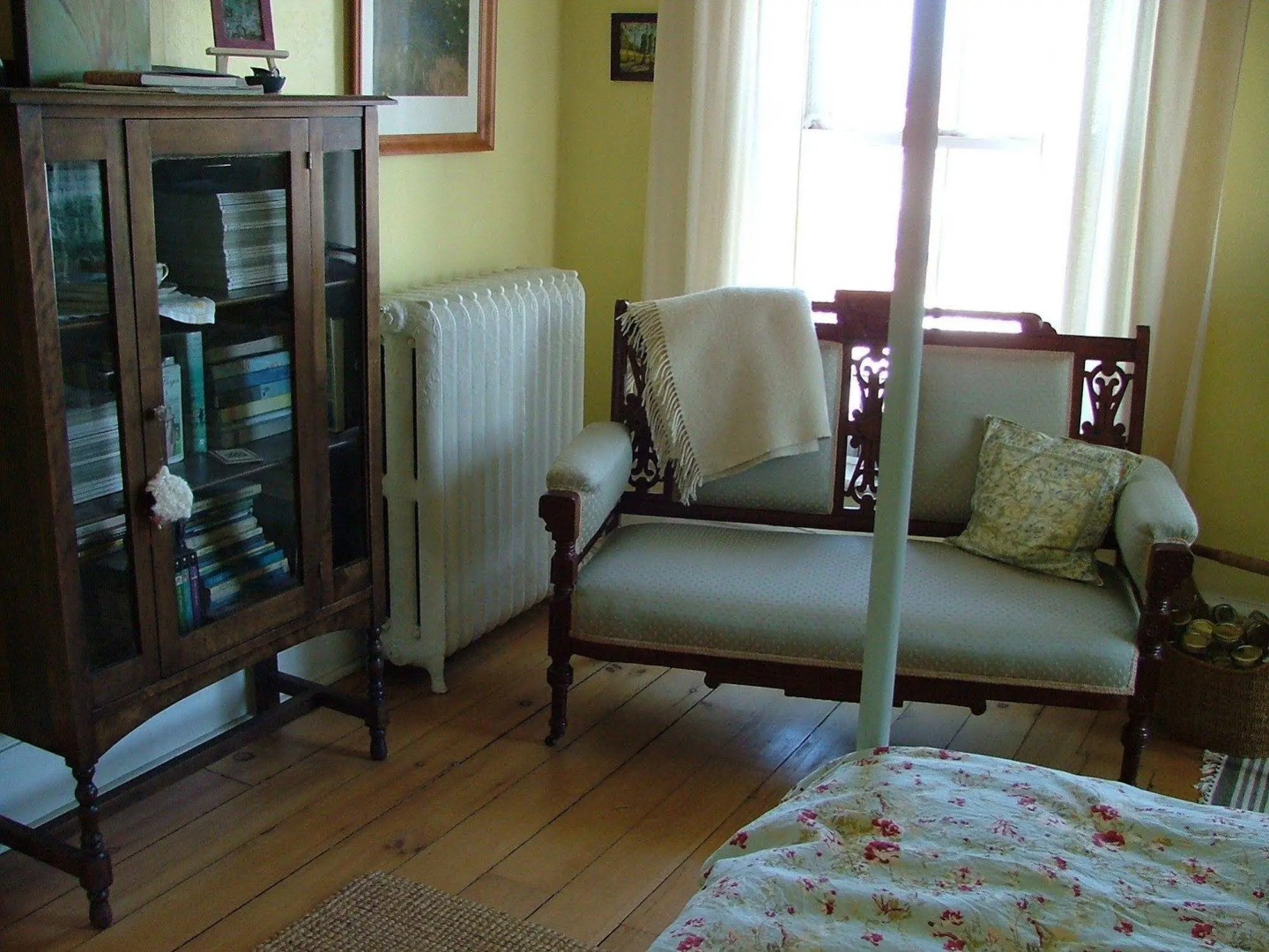 Motley Manor on Lilac Grove Hill