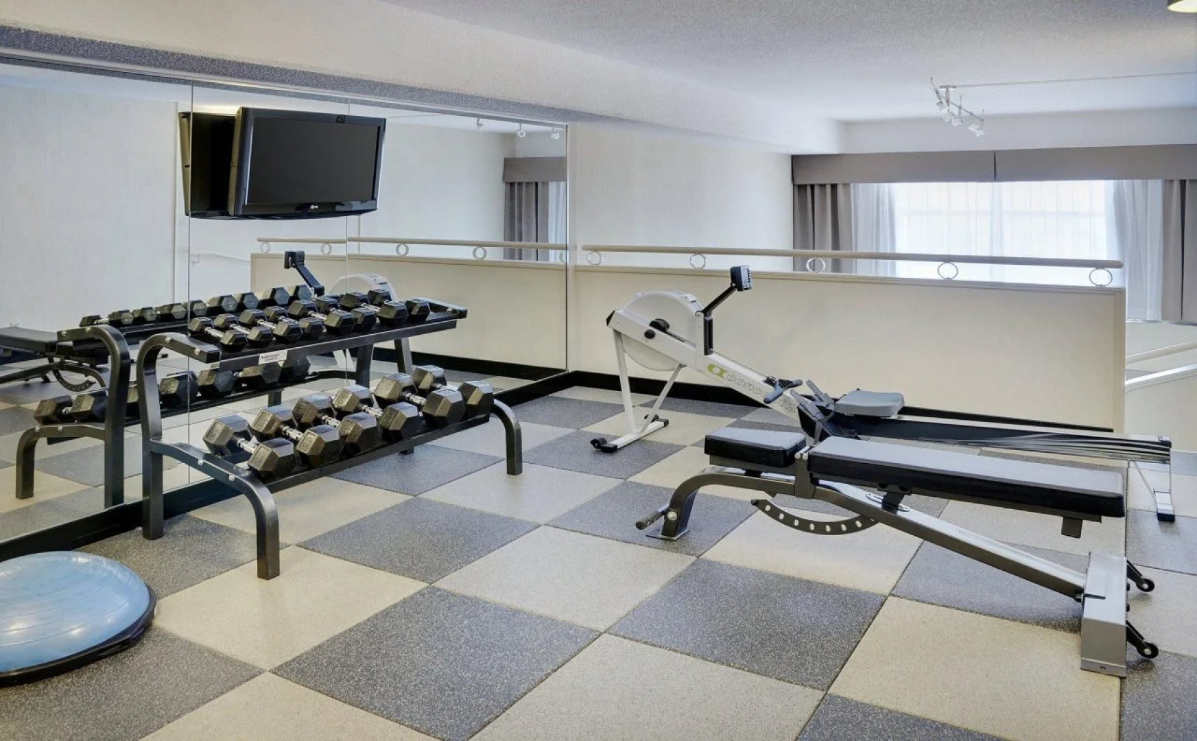 Holiday Inn Hotel & Suites London by IHG