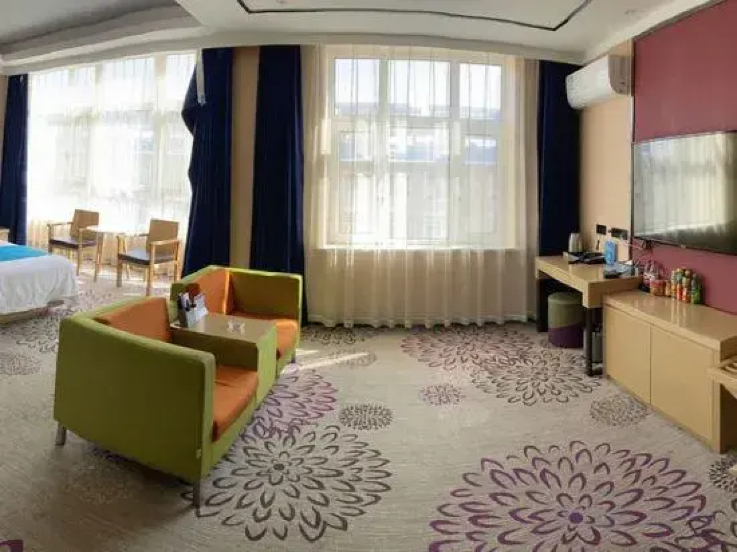 Suihua Runheng Boutique Hotel