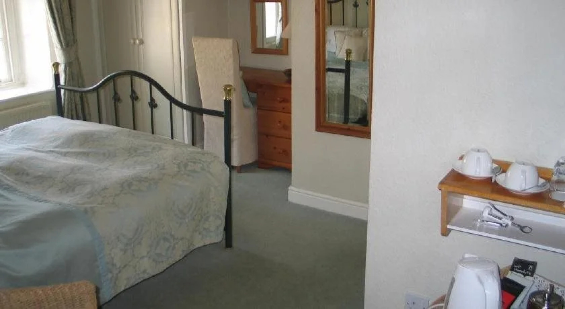 Guest house Clyde House