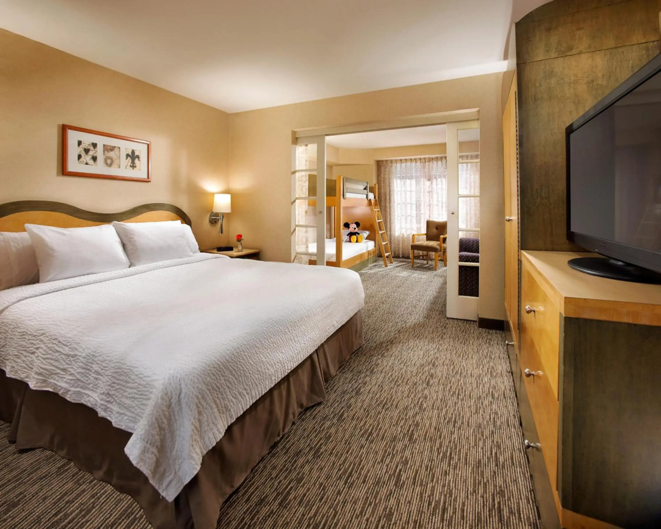 Anaheim Portofino Inn and Suites