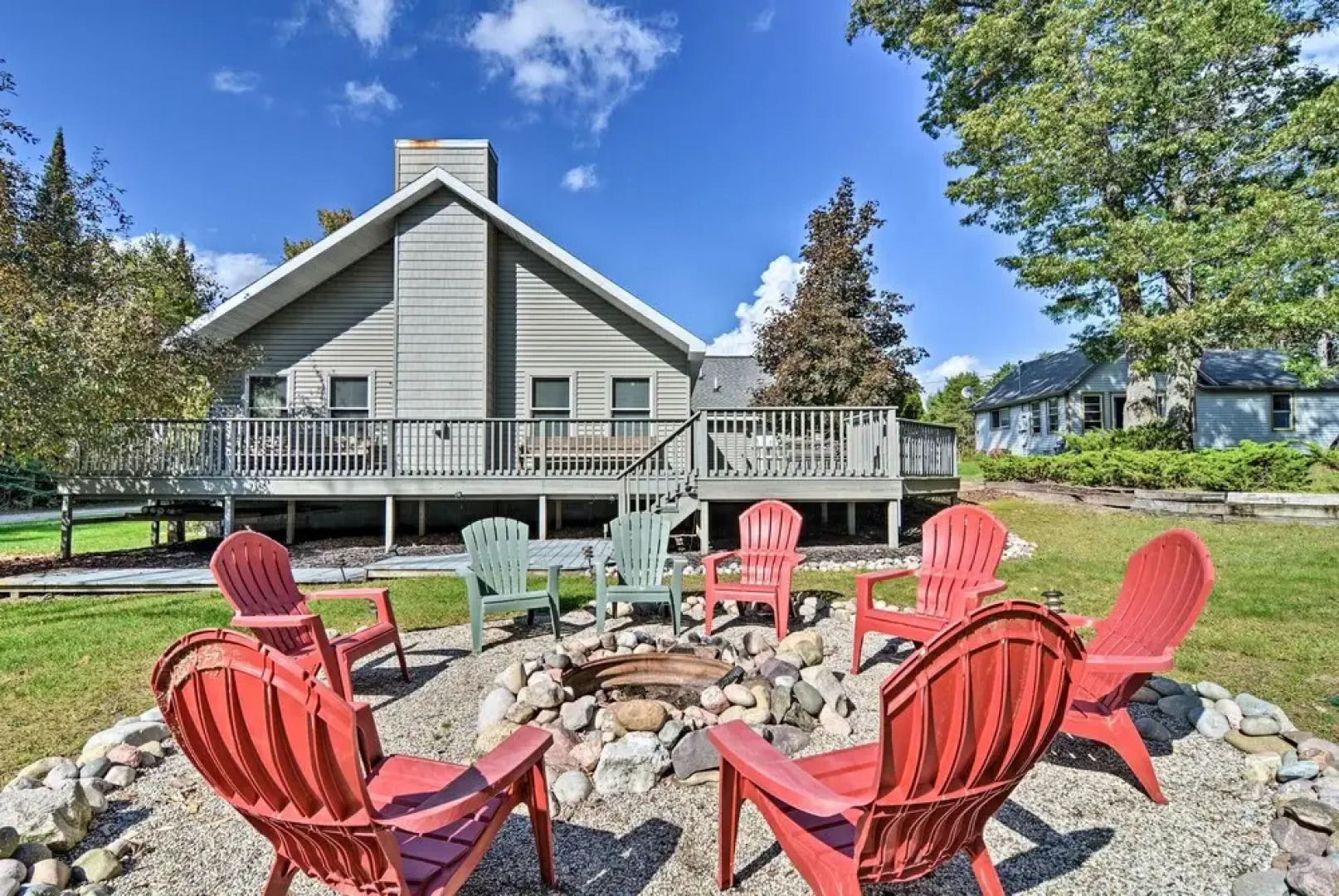 Pet-friendly Home Near Lakes & Snowmobile Trails!