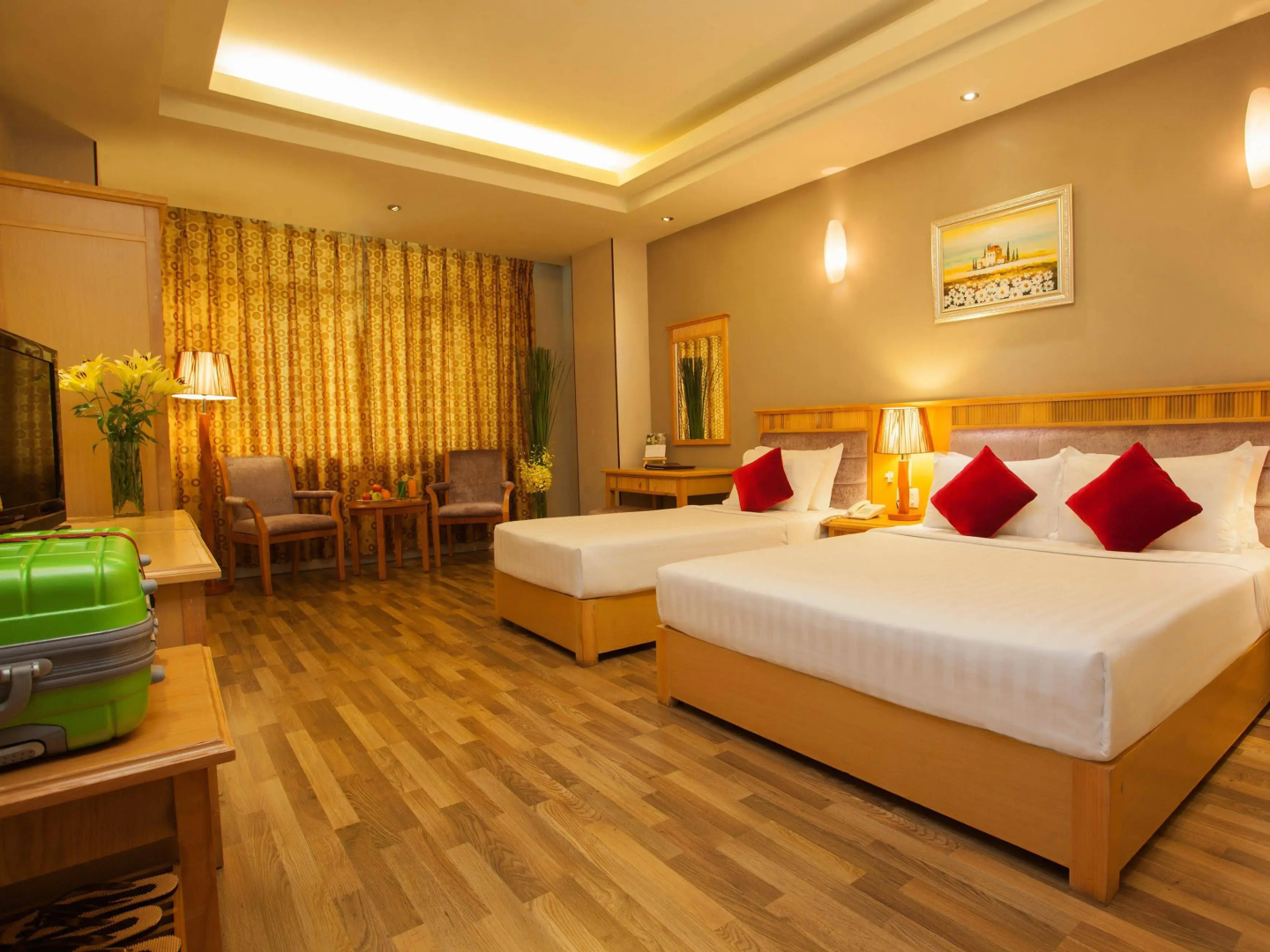Silverland Min Hotel