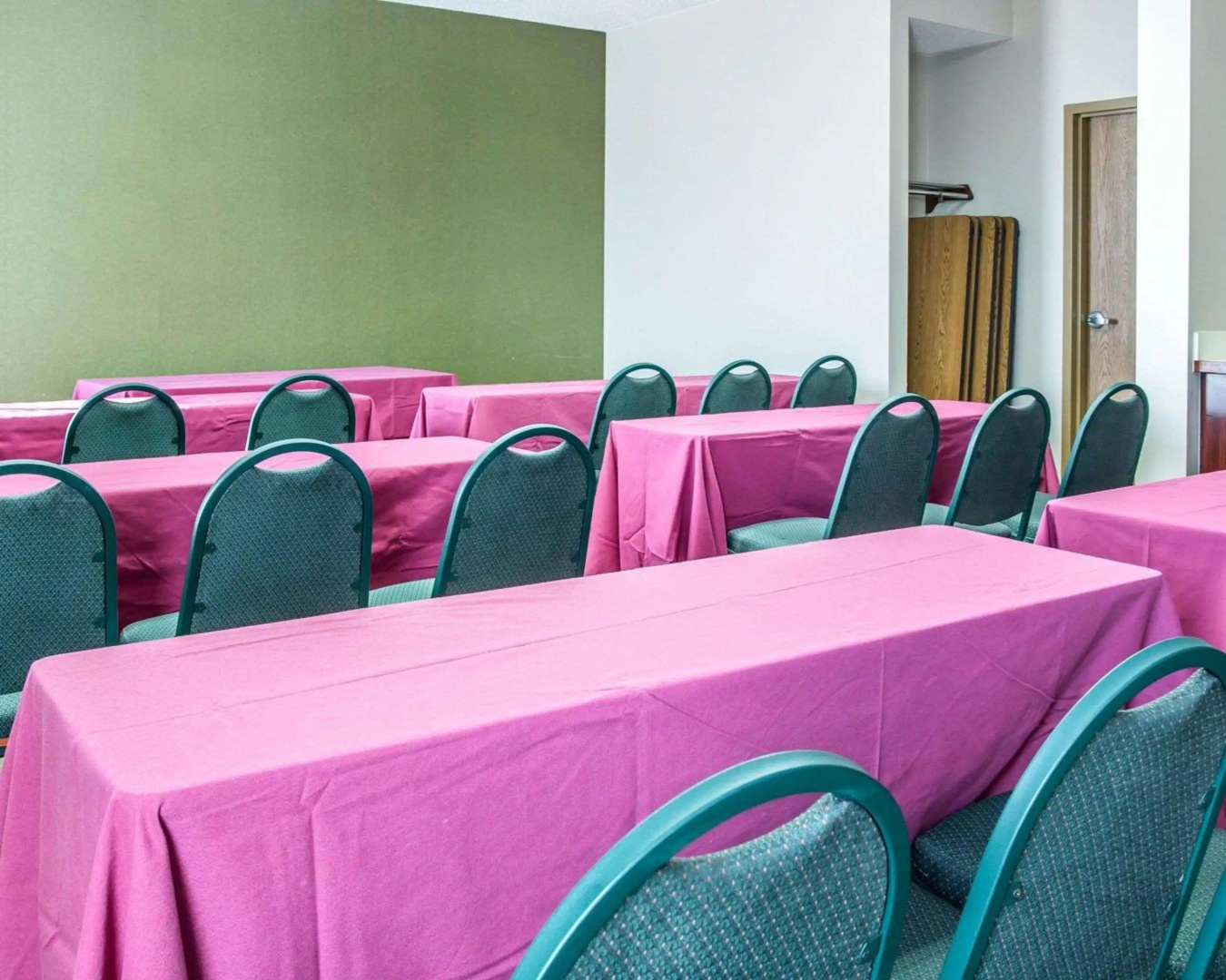 Comfort Inn & Suites Maumee - Toledo (I80-90)