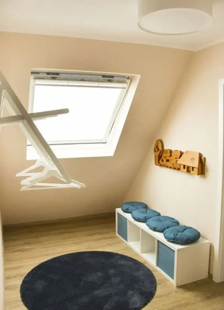 Dandelion Modern Retreat