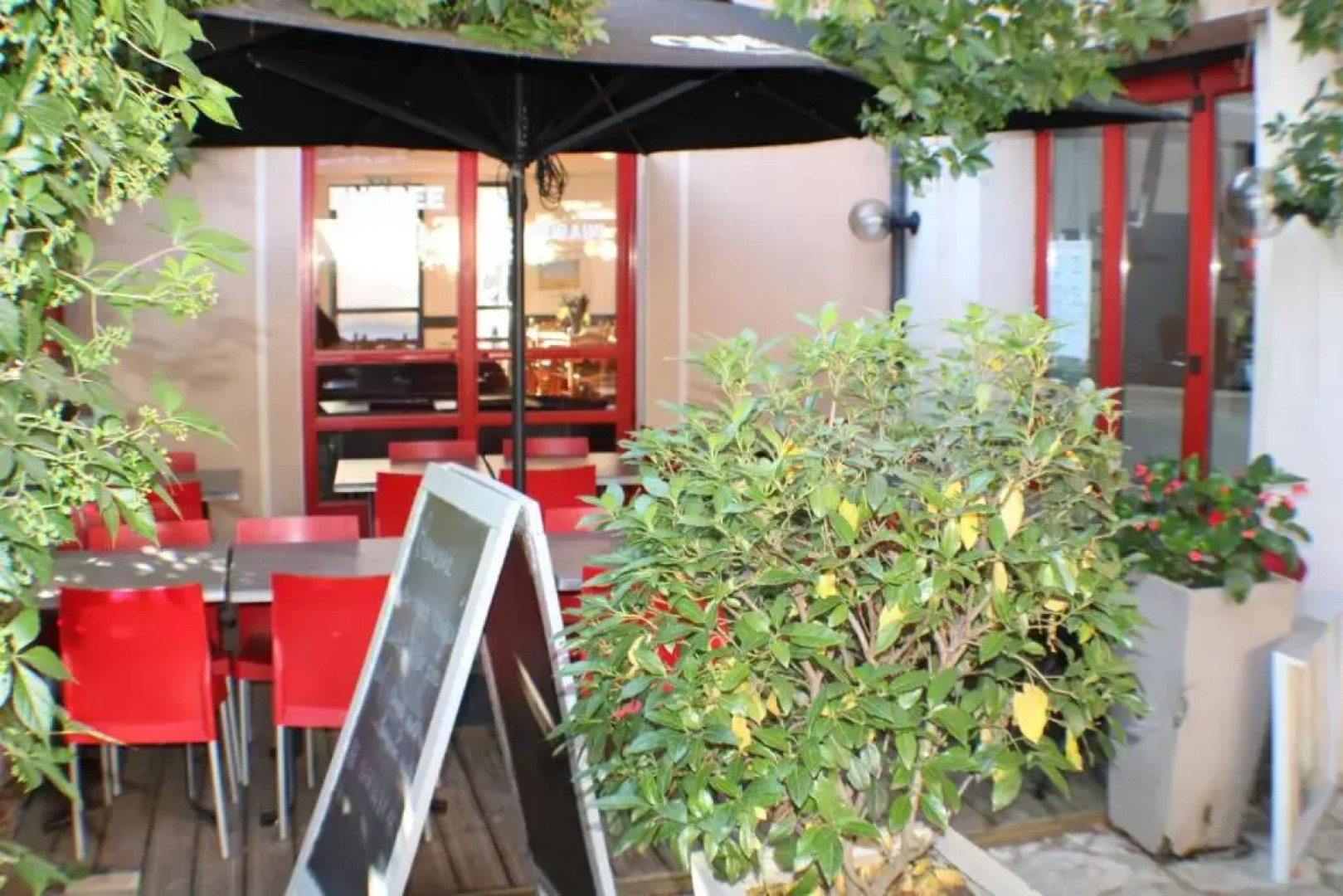 Hôtel Les Vignes Rouges