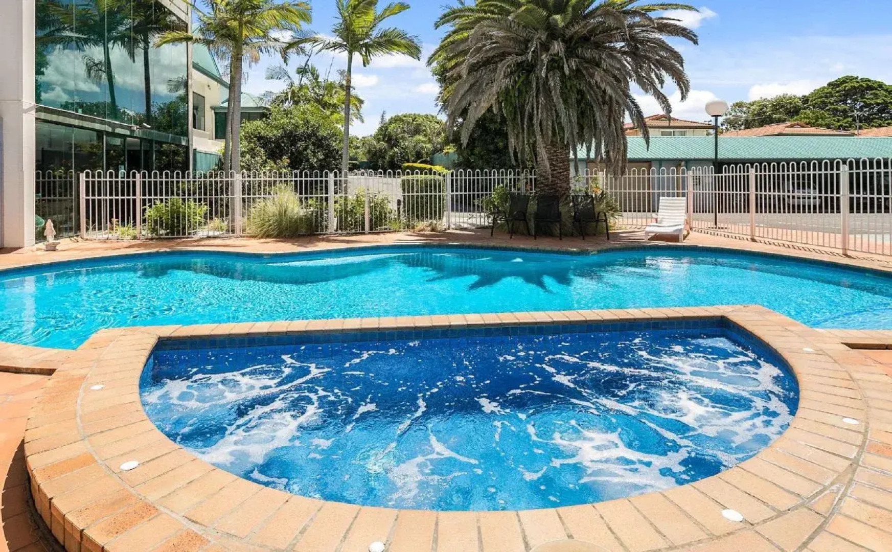 Comfort Hotel Pacific Cleveland