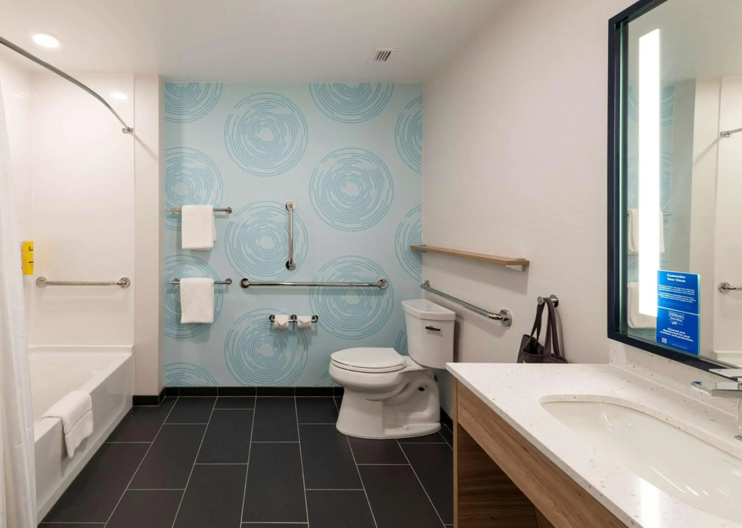 Tru By Hilton Phoenix Glendale Westgate, AZ