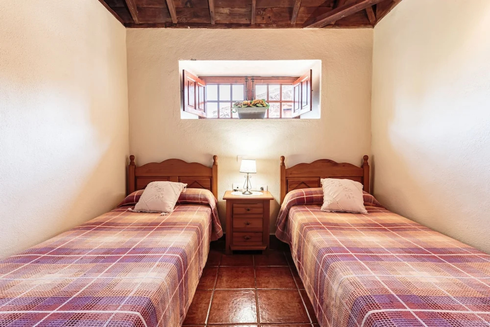 Casa Rural Los Hondos by Isla Bonita