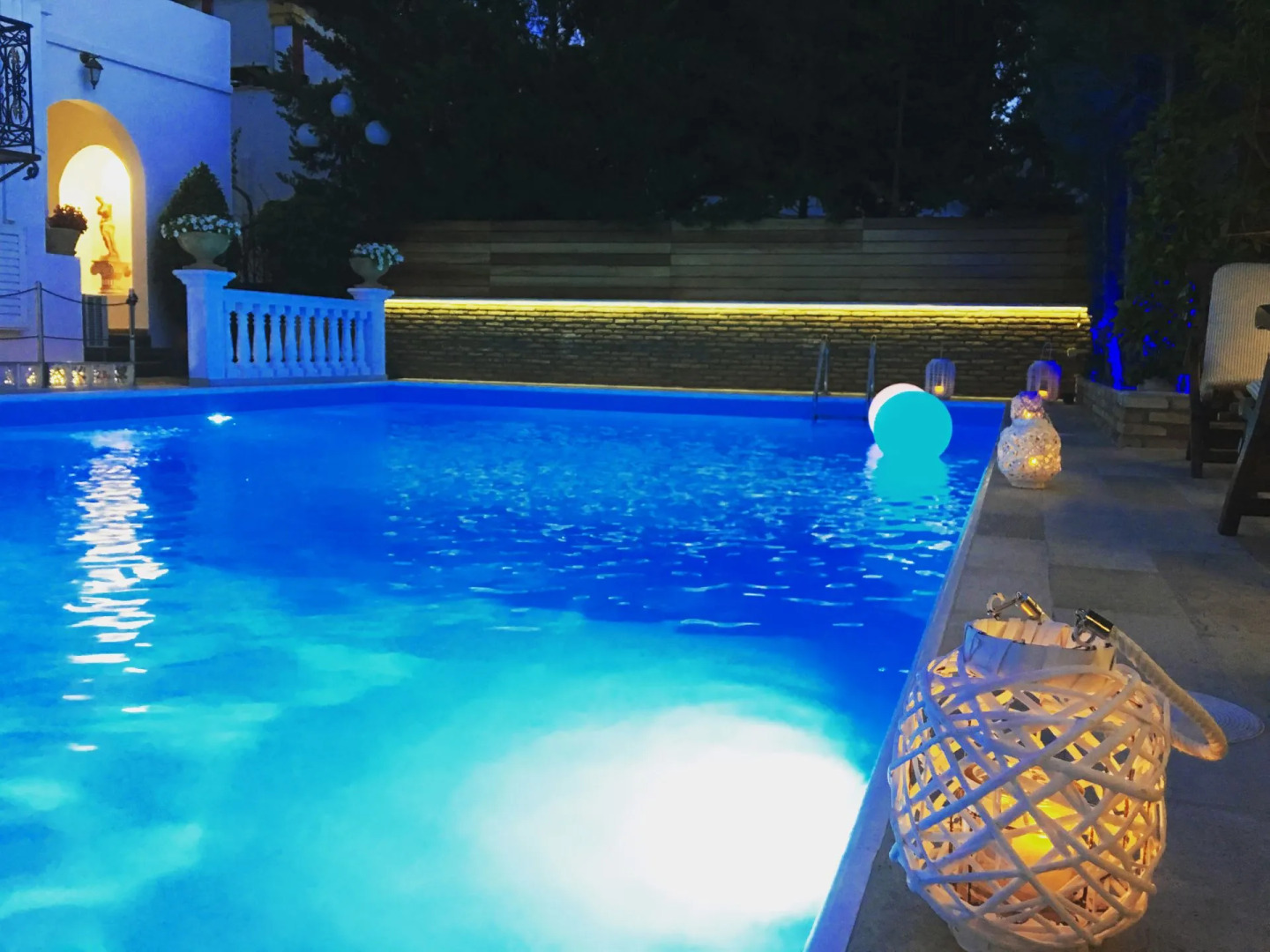 Armata Boutique Hotel