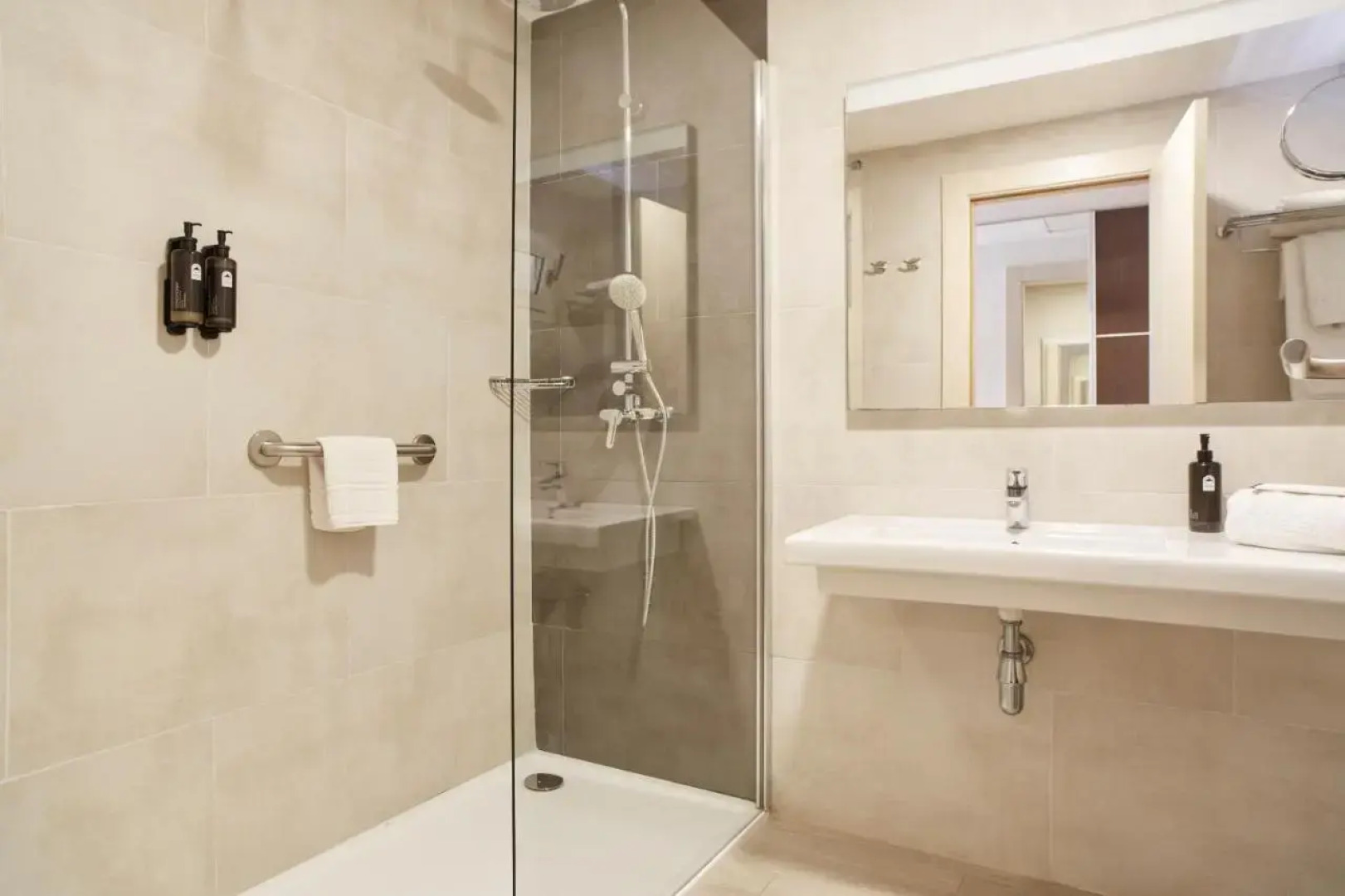 Invisa Figueral Resort