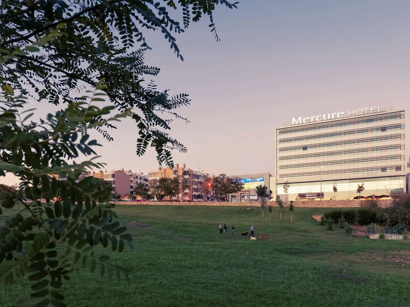Mercure Lisboa Almada