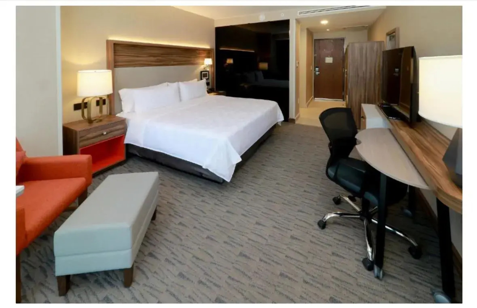 Holiday Inn Hotel and Suites Mexico Felipe Angeles Airport by IHG