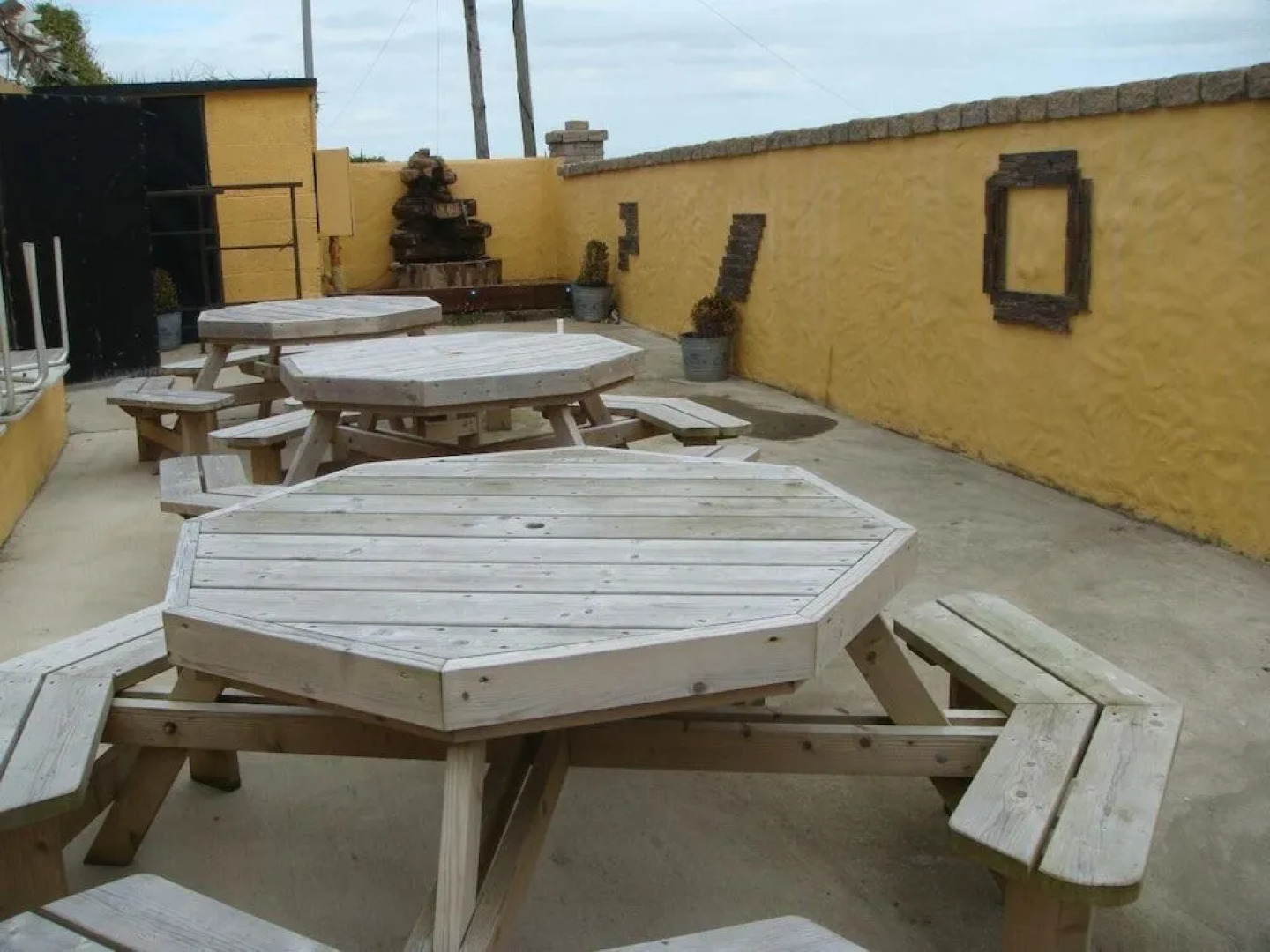 O'Sheas Hotel Tramore