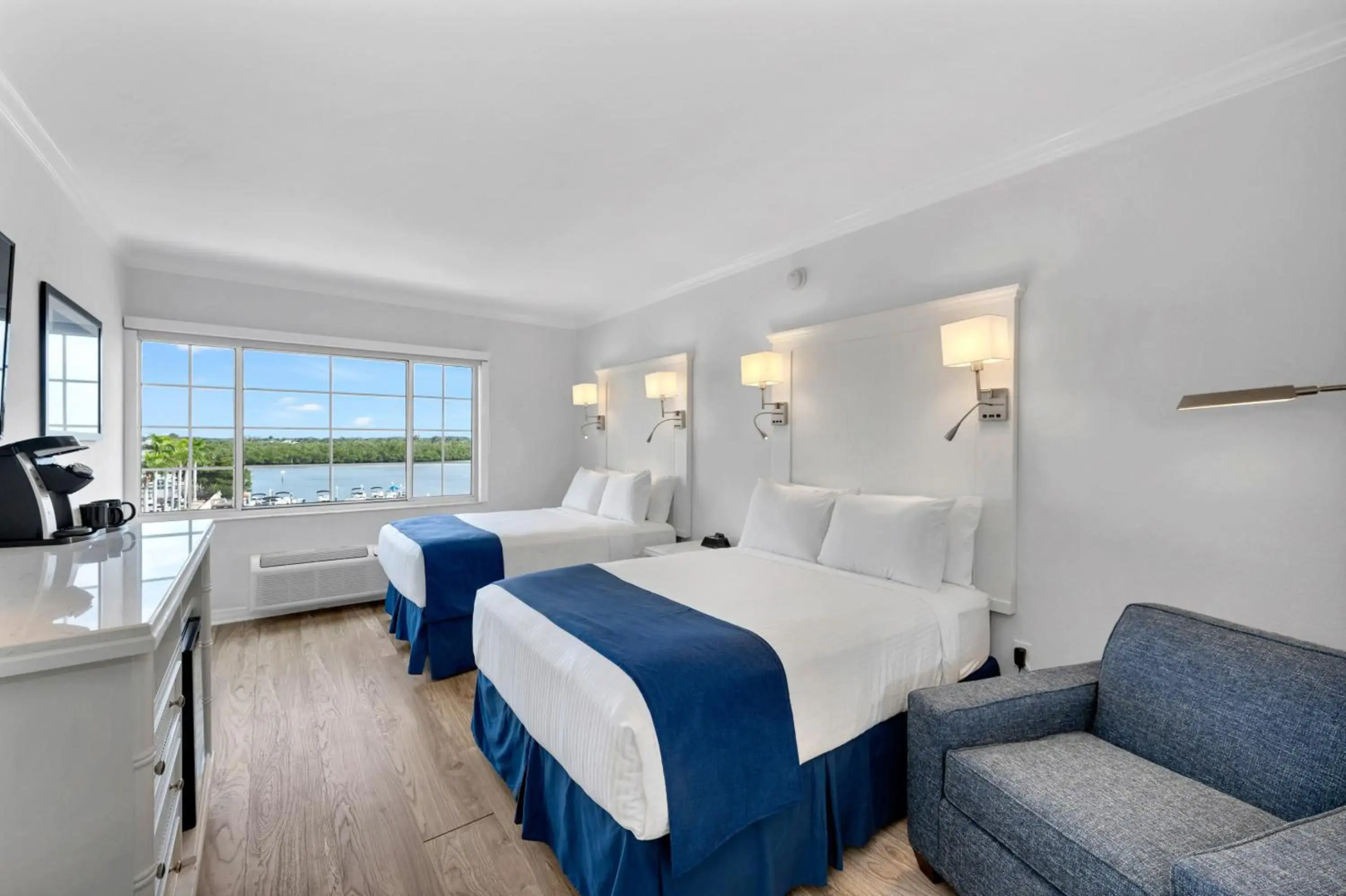 Bayfront Inn Fifth Avenue