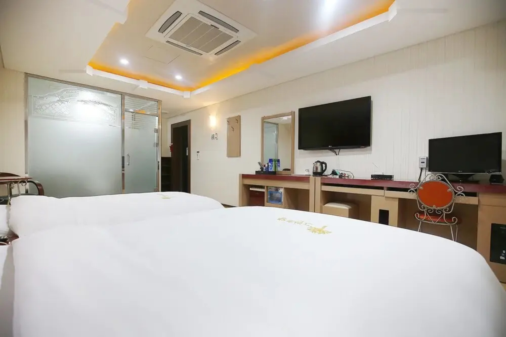 Seosan Green Hotel