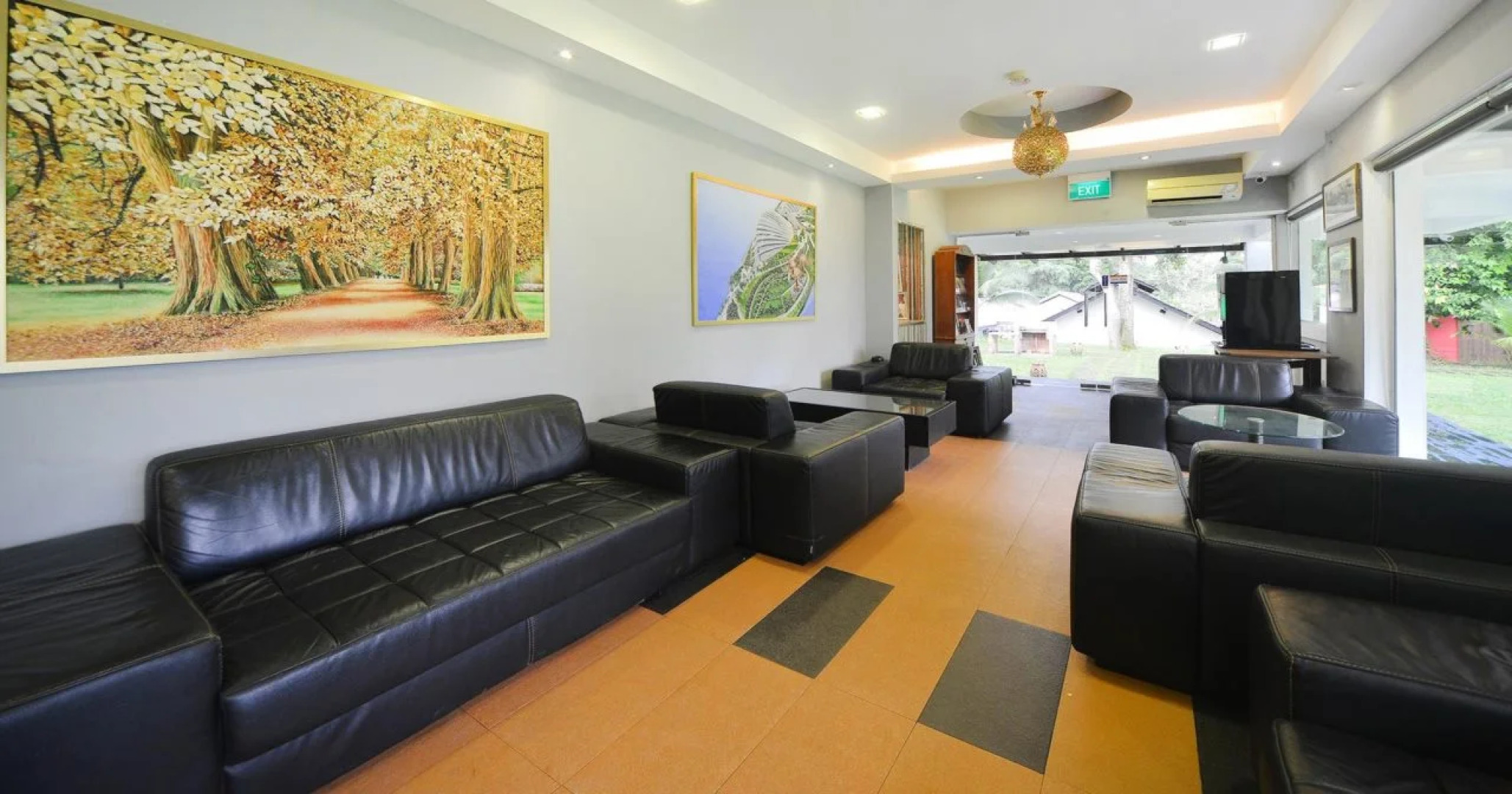 Gallop Hill Top Resort