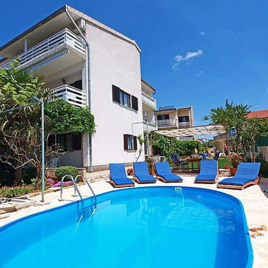 Apartments Zadro