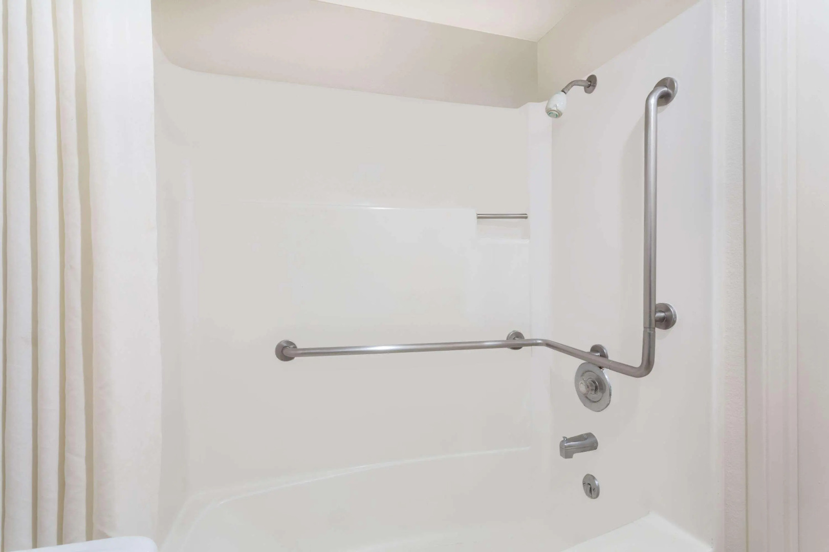 Travelodge by Wyndham Reno Downtown