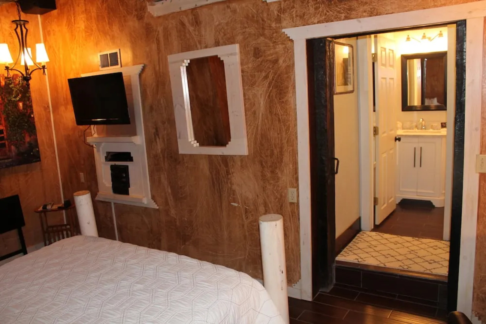 Adobe Rose Boutique Inn