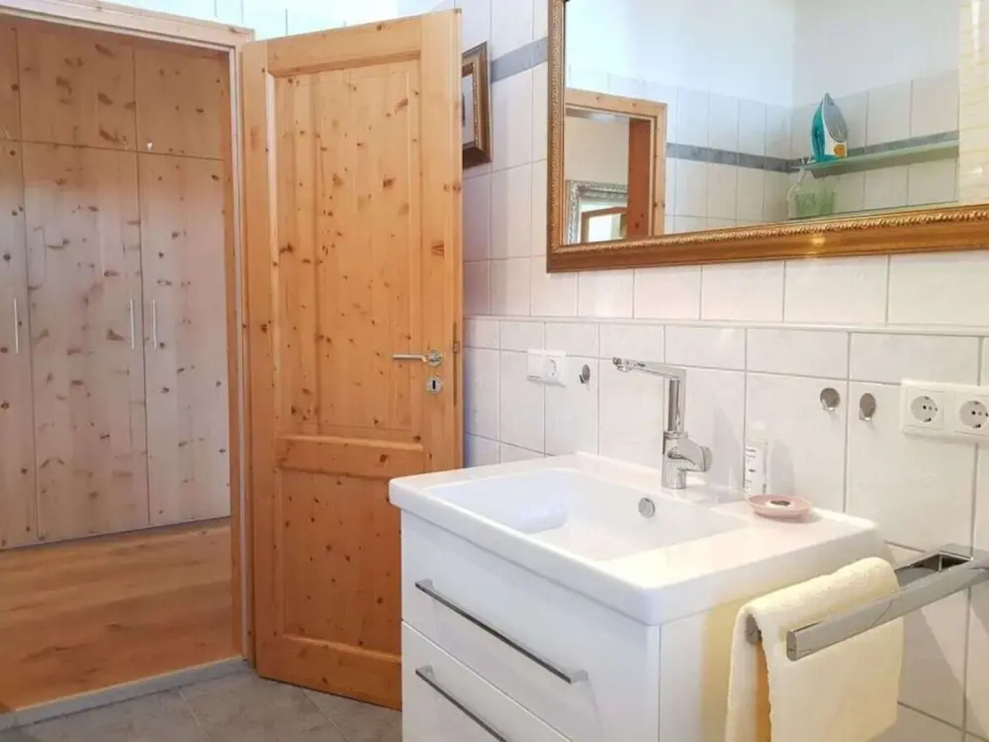 Mountain View Comfortable Holiday Residence