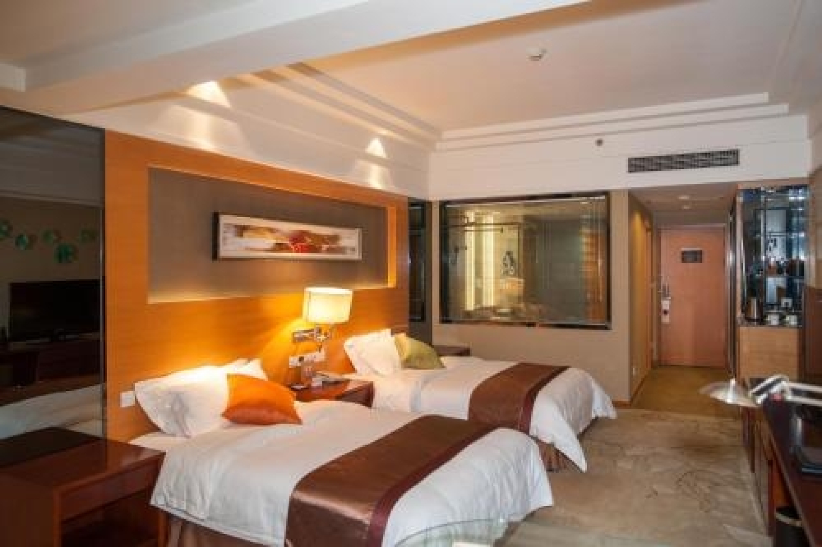 E Mei Shan Central Sunshine Hotel