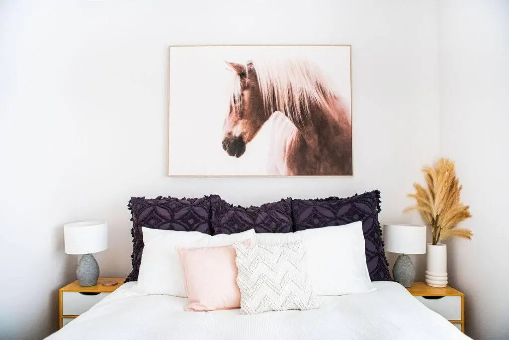 The Pool House, Romantic Country, King Bed