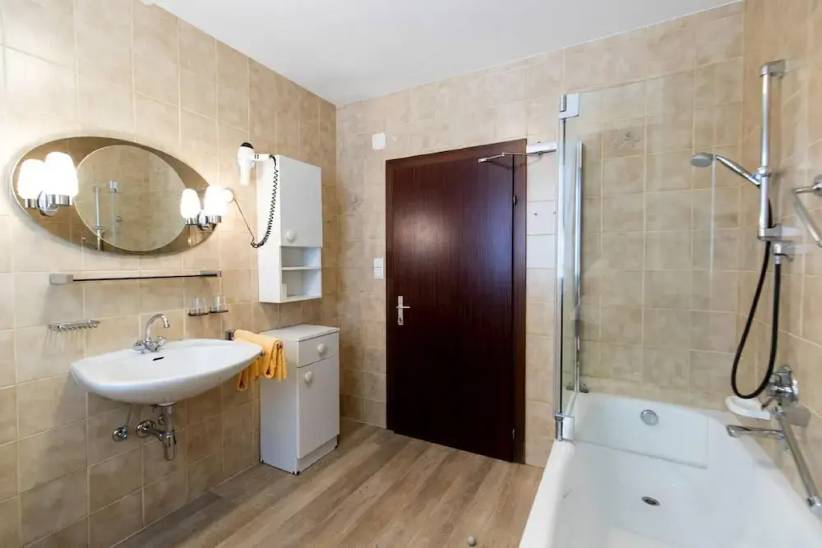 Chalet in Kreischberg Near Hiking Trails