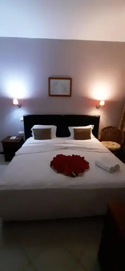 Room-beautiful Deluxe Double Room in the