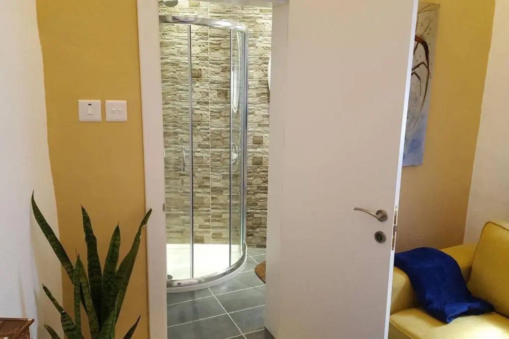 Fully Air-conditioned Traditional Maltese House