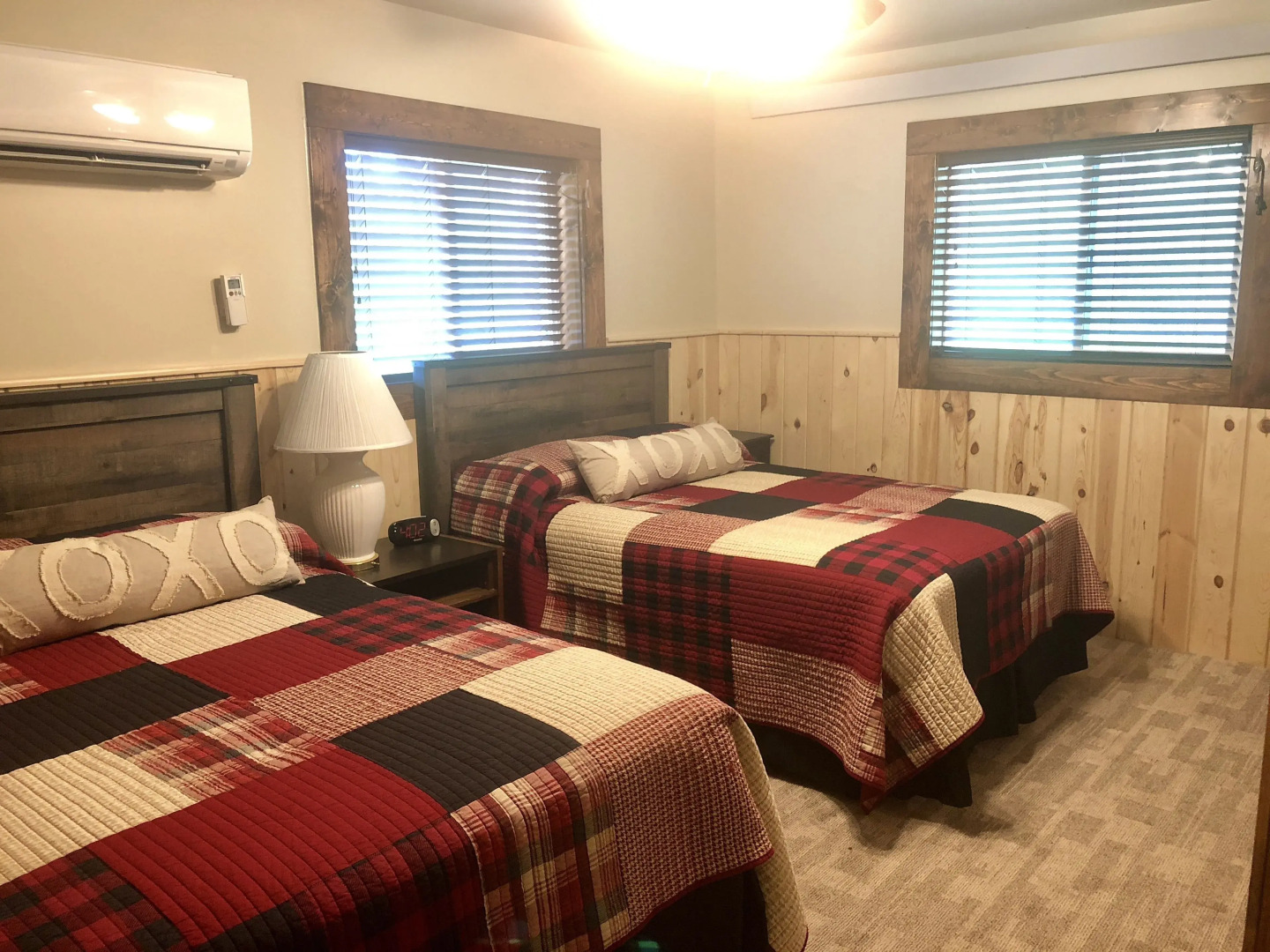 Rockerville Lodge & Cabins