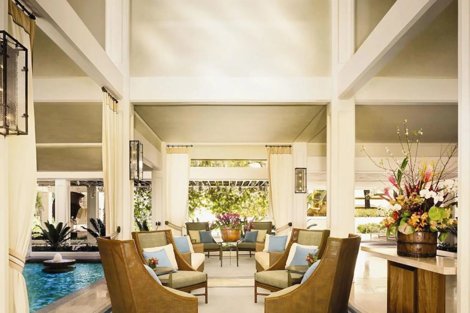 Отель Halekulani