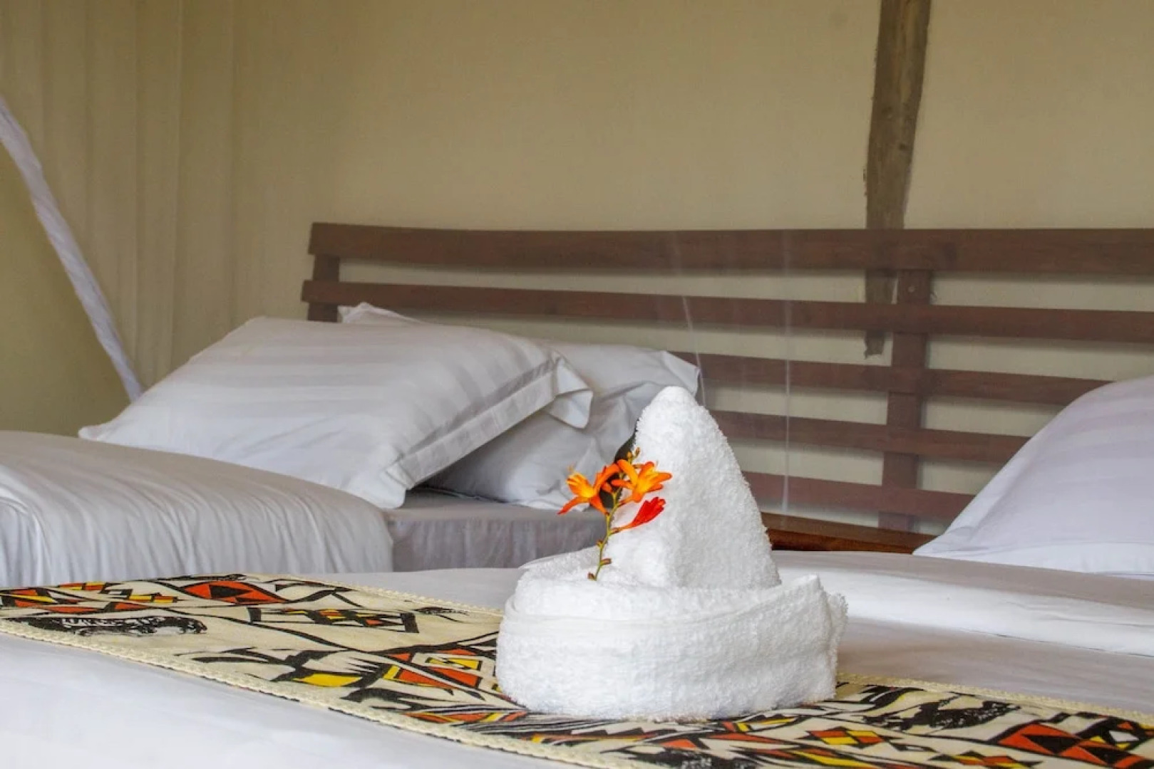 Ichumbi Gorilla Lodge