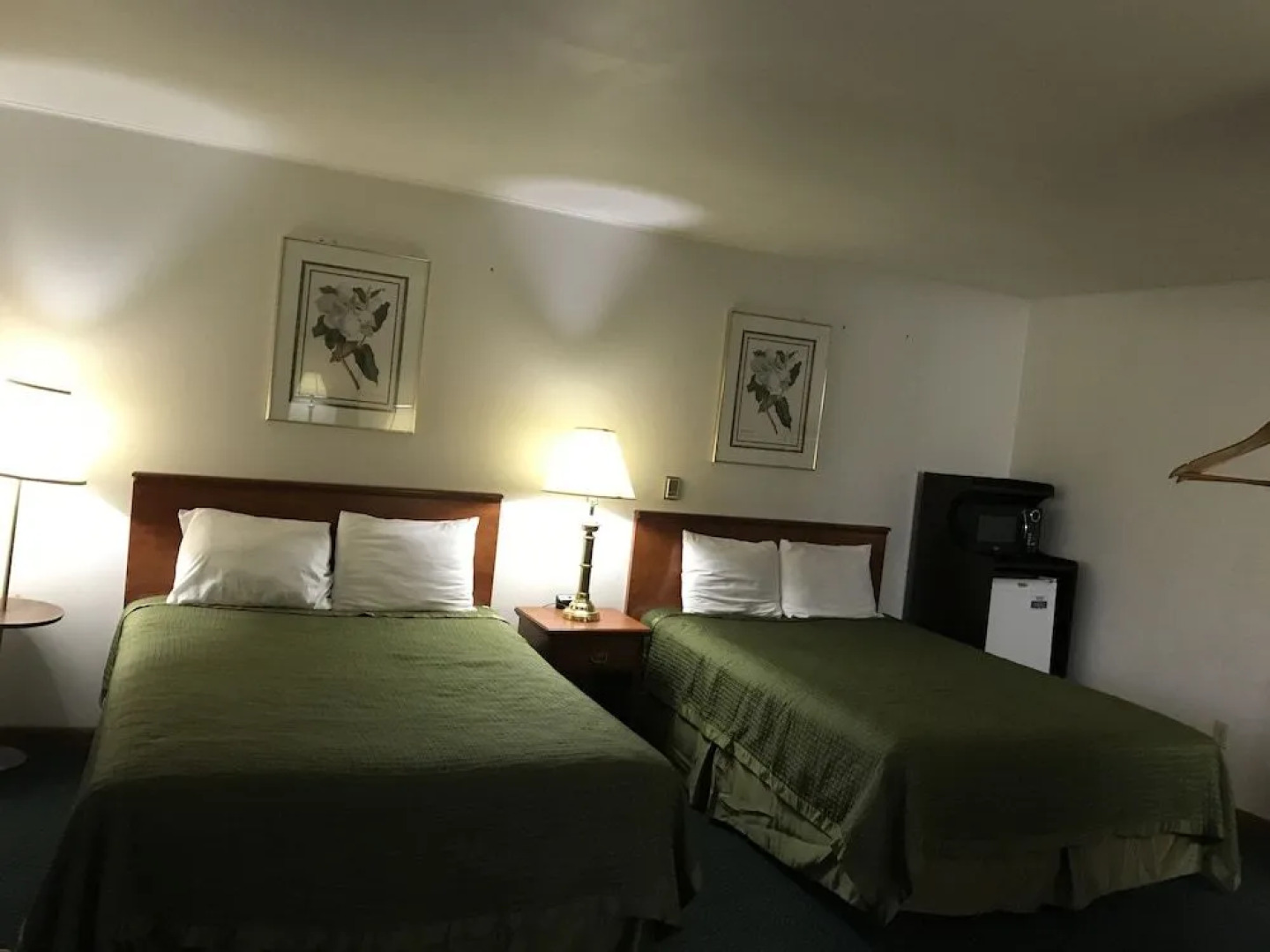 Colonial Inn Dyersville