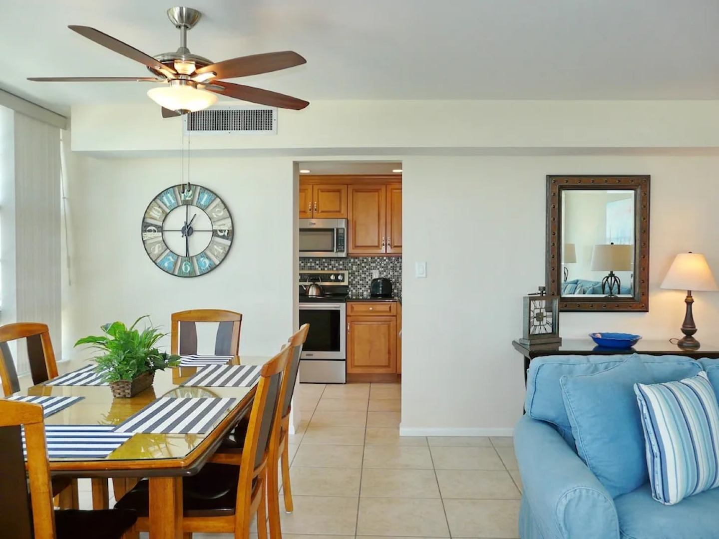 South Seas Tower 4-1711