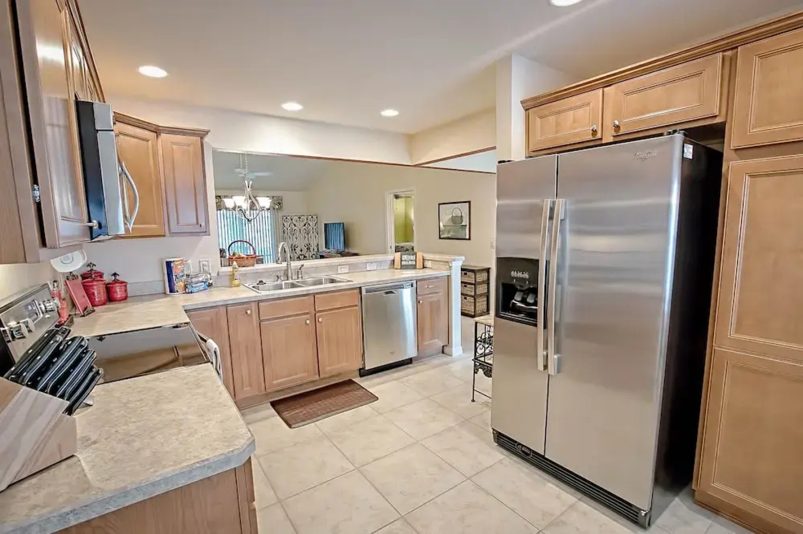 Enisgrove Way Home 3 Bedroom by The VIR Group