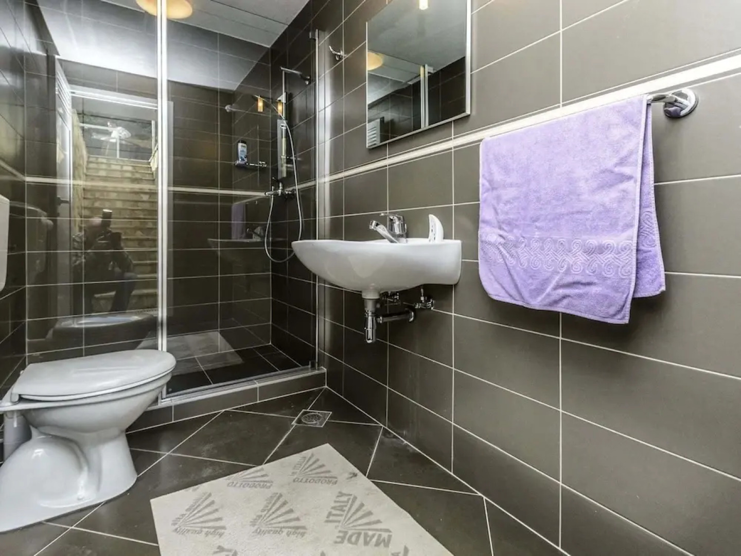 Villa Pave - Six-bedroom Villa With Terrace and Swimming Pool