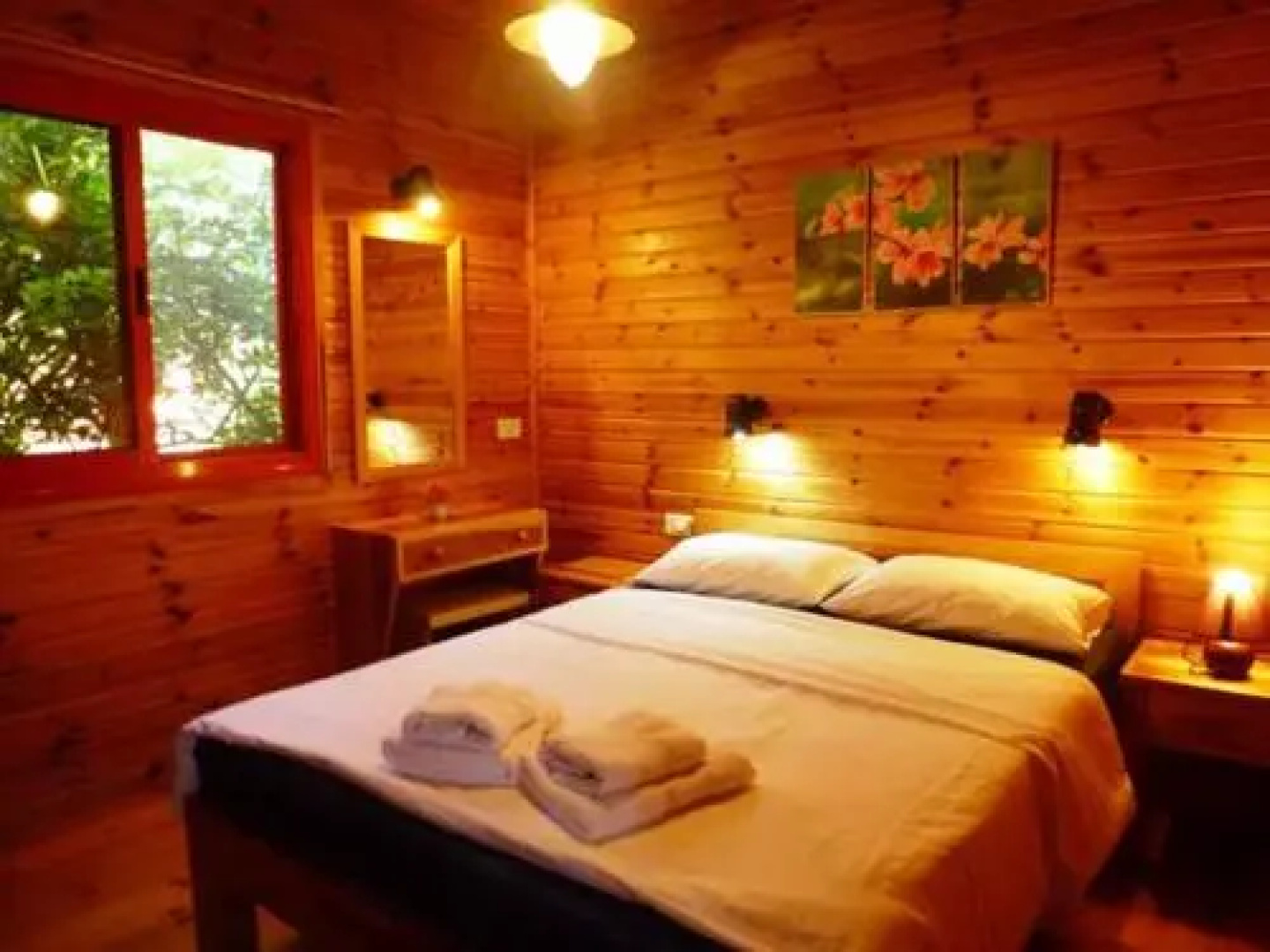 Fruit Scent Chalets