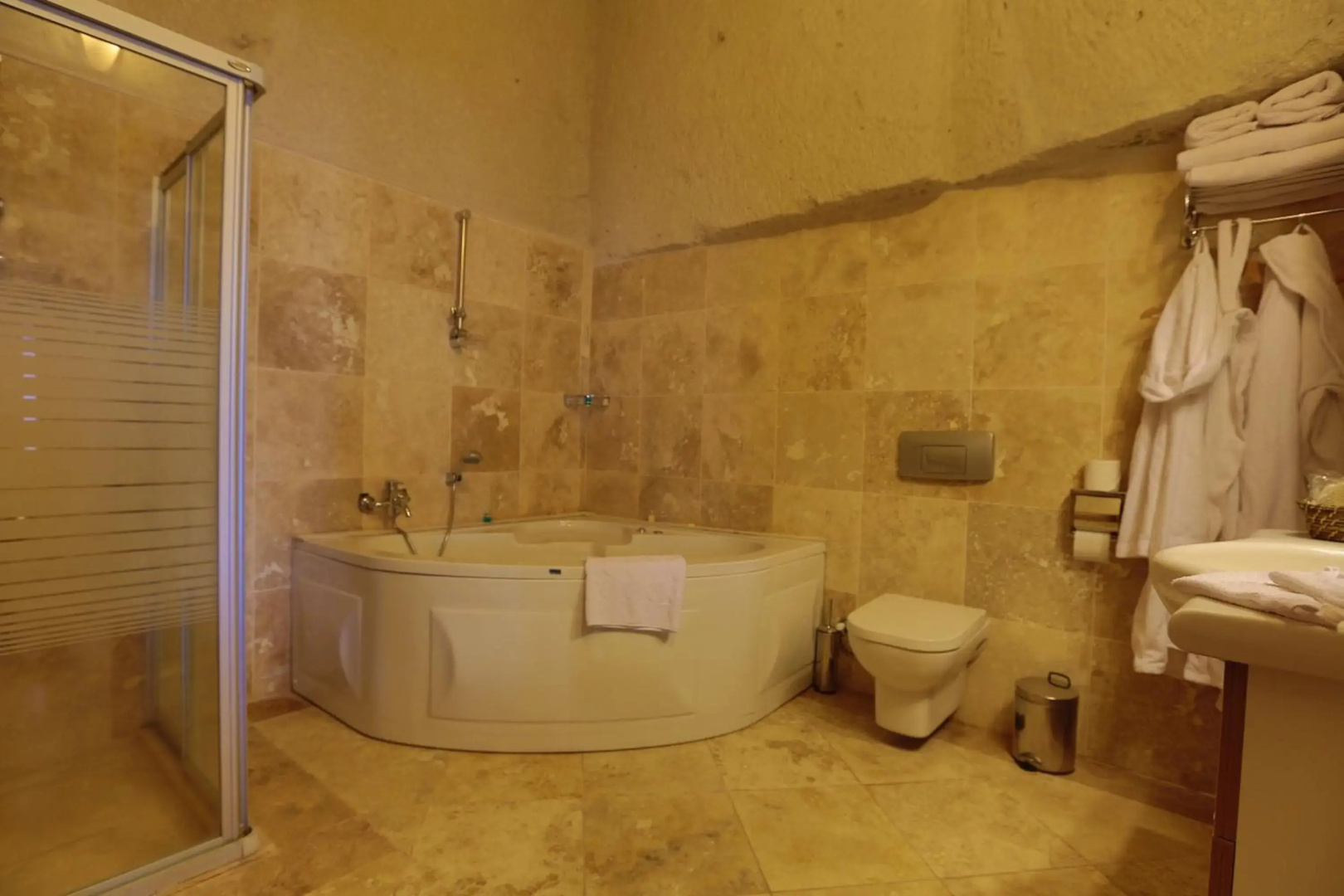 Vezir Cave Suites