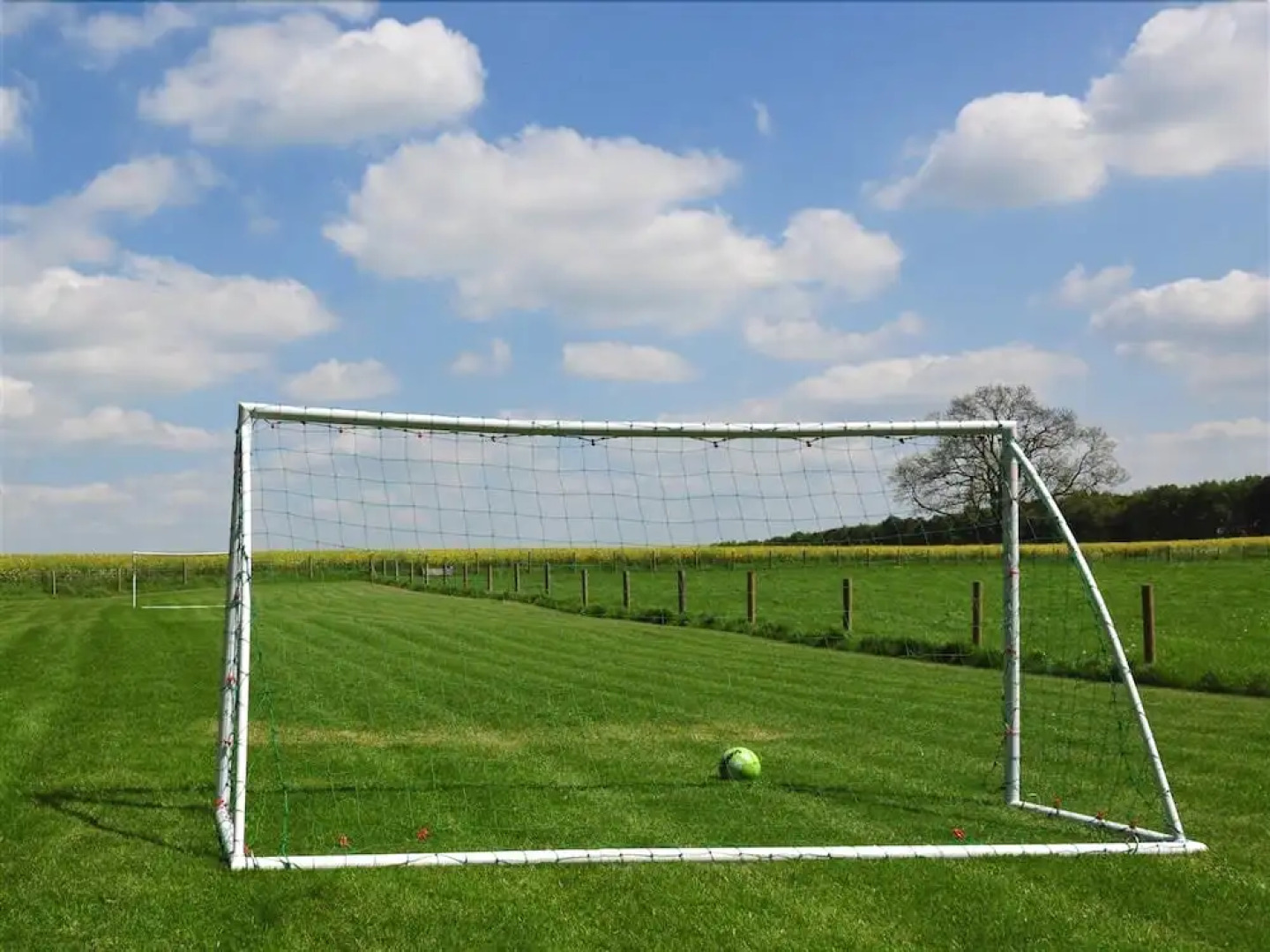 Hazelnut Barn, Bourton On The Water