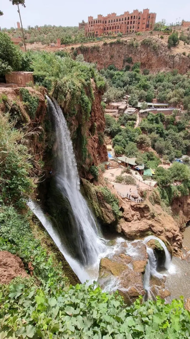 Borj Des Cascades