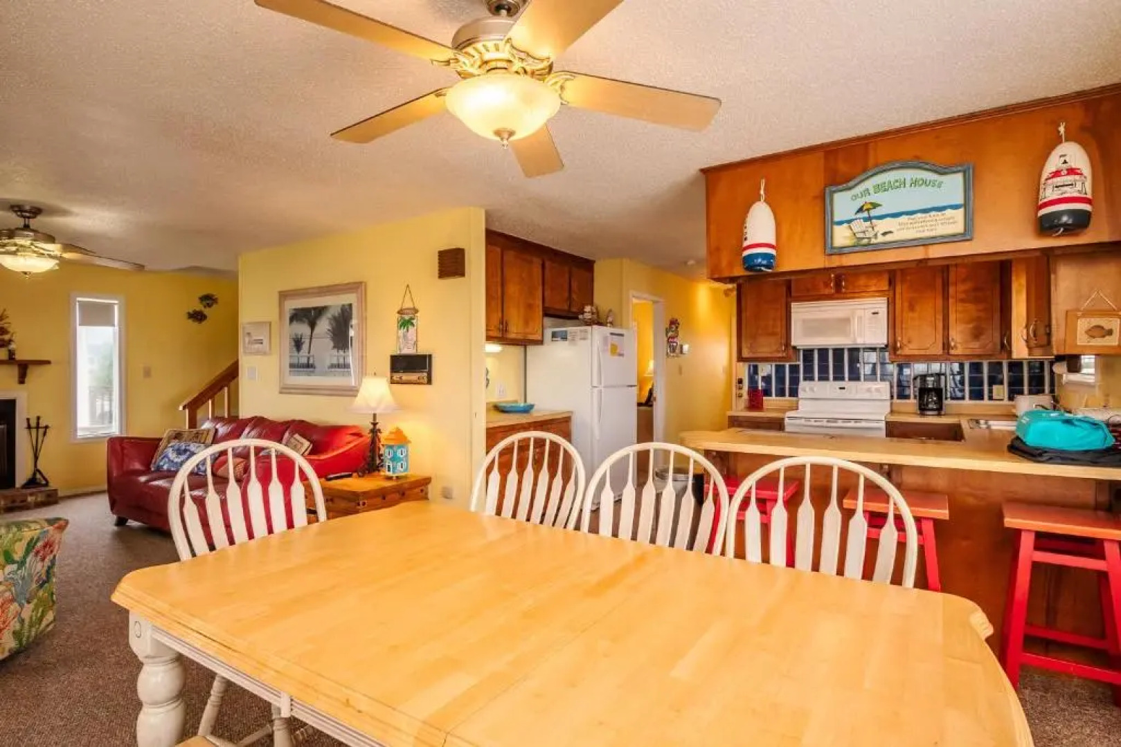 Beach Barn by Oak Island Accommodations