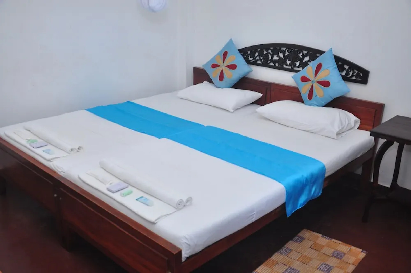 Blue Seas Tourist Guest House