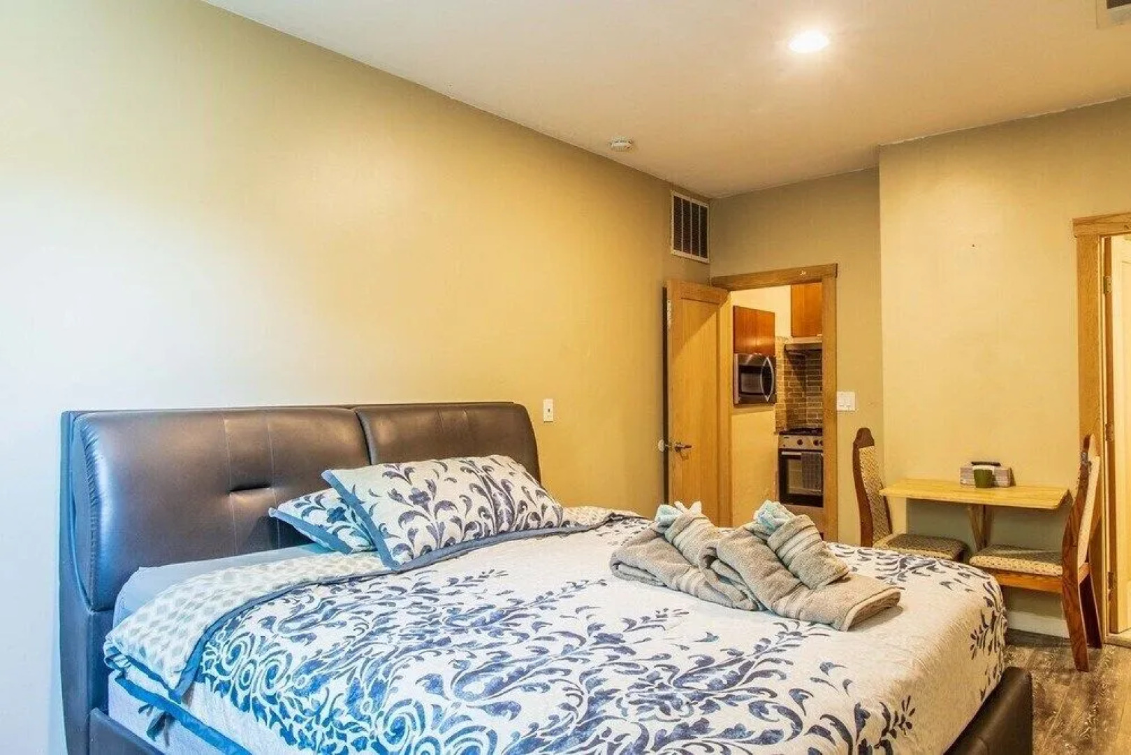 Cozy Fremont Studio With King Bed