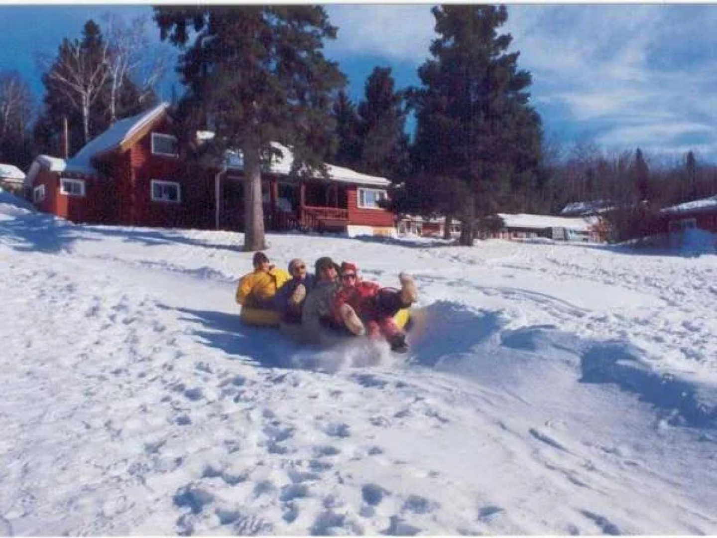 Kan-à-Mouche Pourvoirie Auberge et Chalets